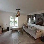 Maison Renovee Avec Jardin 2 2 Sdb Proche Centre 135m Villa *