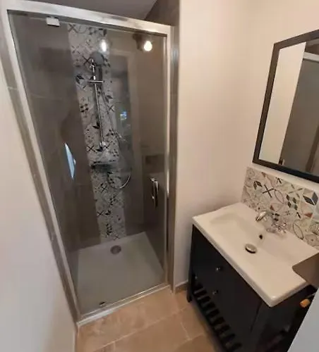 Maison Renovee Avec Jardin 2 2 Sdb Proche Centre 135m Villa *